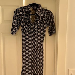 Laundry by Shelli Segal black chain print dress with tie waist